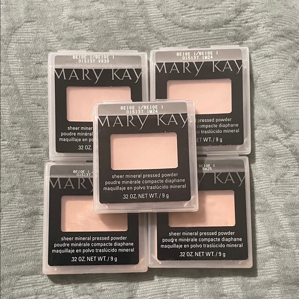 Mary Kay Sheer Mineral Pressed Powder - Beige Variety
